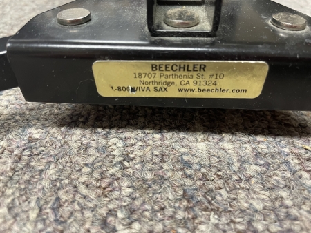 sax stand with clarinet and soprano pegs